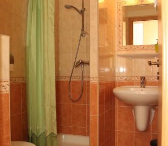 Deluxe Double Room with Shower