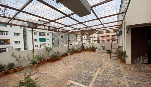 Penthouse Apartment in Paramount Hills