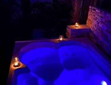 King Suite with Spa Bath