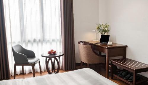Deluxe Double or Twin Room with City View