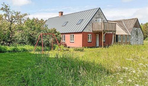 Three-Bedroom Holiday Home 