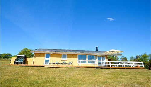 Three-Bedroom Holiday Home 