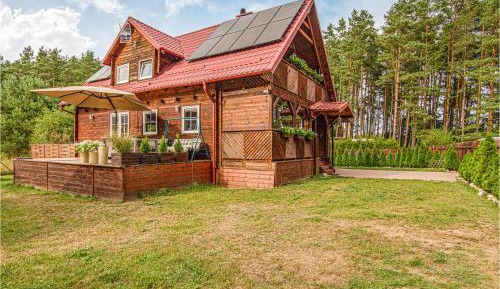 Three-Bedroom Holiday Home 
