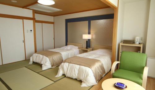 Japanese Twin Room - Non-Smoking