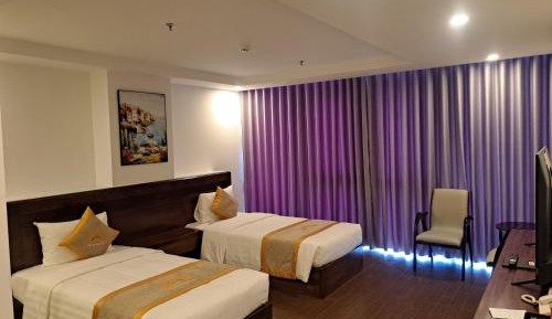 Twin Room with Private Bathroom