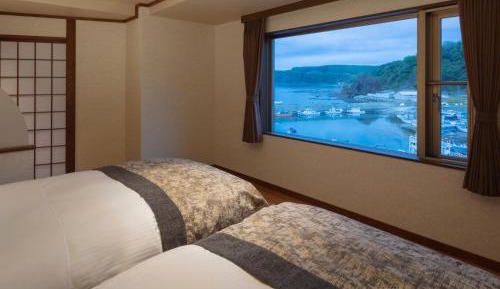 Corner Deluxe Room