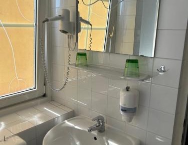 Twin Room with Private Bathroom
