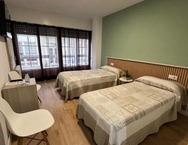 Large Twin Room