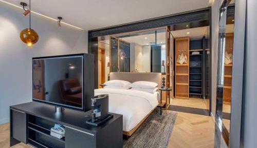 King Room
