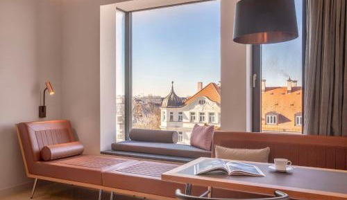 King Room with City View