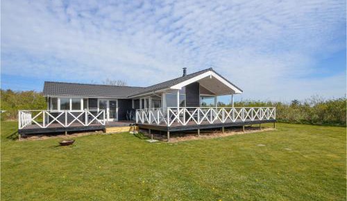 Four-Bedroom Holiday Home