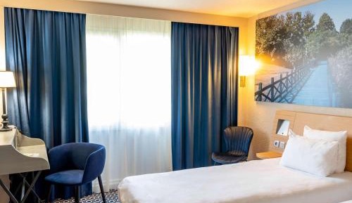 Executive Double Room with Sofa Bed