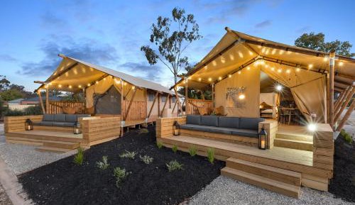 Glamping Miners Tent (Open Plan 4 Berth)