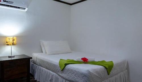 Deluxe Double Room (2 Adults + 1 Child)