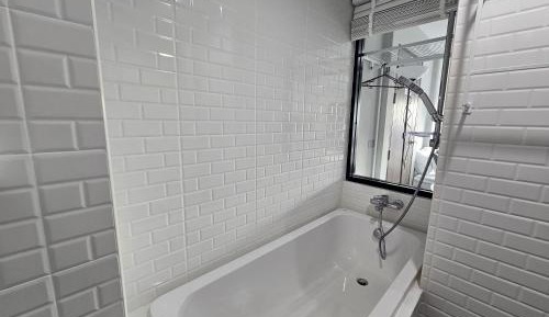 Standard Double Room with Bath Tub