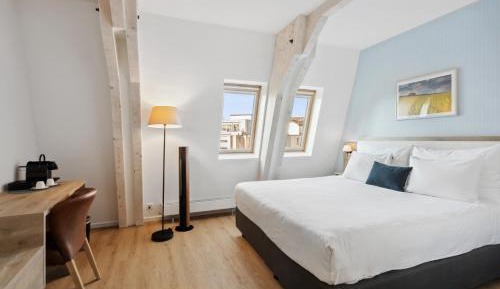 Signature Room