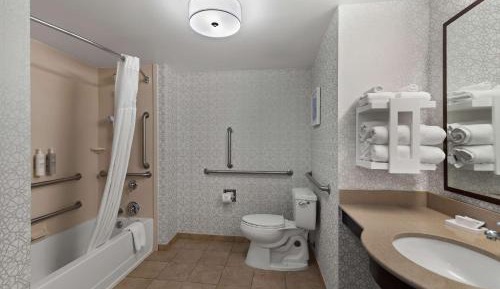 Queen Room with Two Queen Beds - Mobility and Hearing Access/Non-Smoking