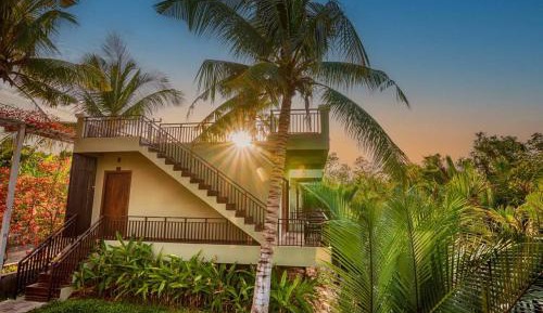 Bungalow - Water Front 