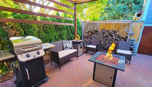 Apartment with Terrace