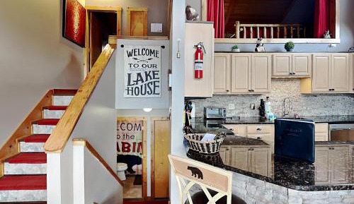 Three-Bedroom Townhouse
