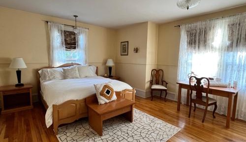 King Room