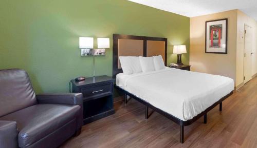 Queen Studio - Non-Smoking