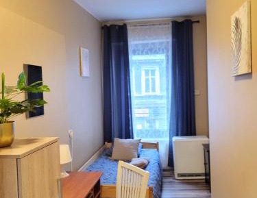 Standard Single Room with Shared Bathroom