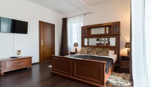Deluxe Double or Twin Room with Balcony