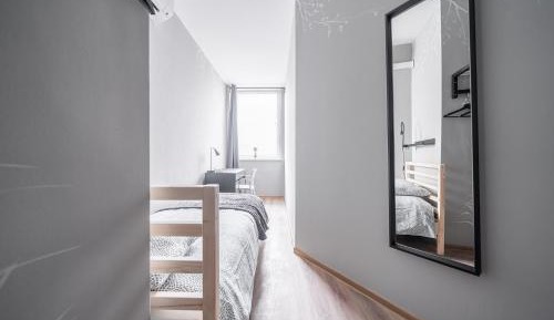 Single Room with Shared Bathroom