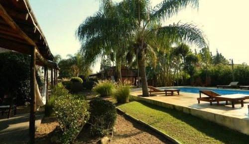 Bungalow with Garden View