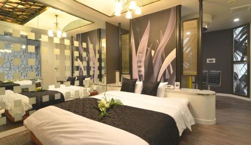 Standard King Room