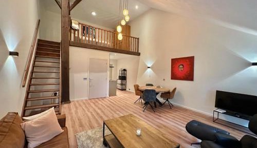 Deluxe Apartment