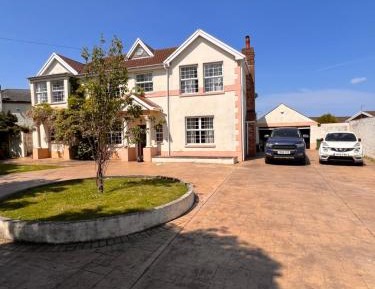 Seven-Bedroom House