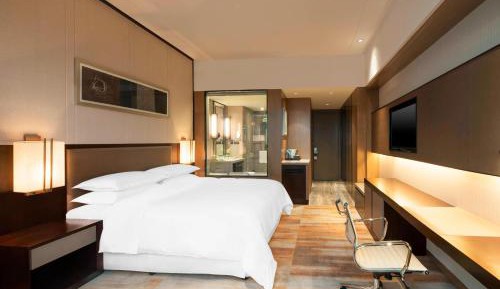 Executive King Room