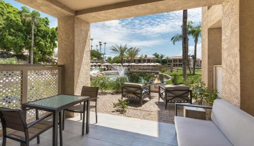 Casitas, Guest room, 1 King, Pool view, Balcony