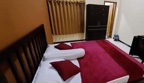 Double Room with Private Bathroom