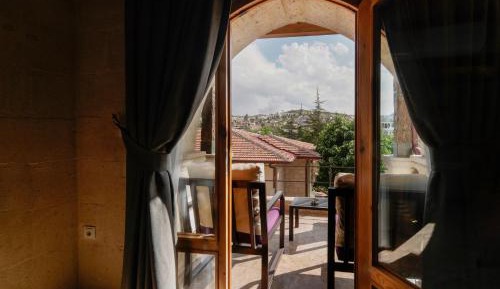 Stone Suite with Balcony