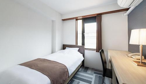 Single Room with Shared Toilet and Bathroom - Non-Smoking