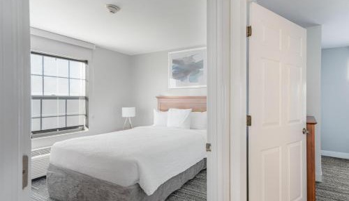 2 Bedroom Suite, 2 Queen, Sofa bed