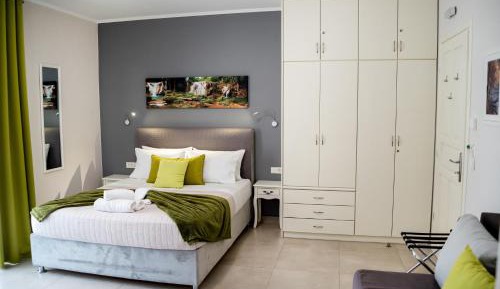 One-Bedroom Apartment with Terrace