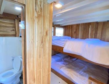 Economy Triple Room with Shared Bathroom