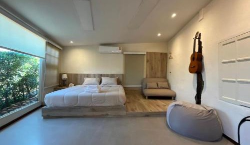 King Room with Mountain View