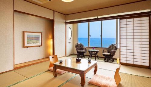 Japanese-Style Quadruple Room