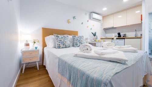 Bungalow with Garden View