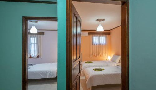 Apartment with Garden View