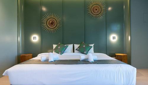Standard King Room
