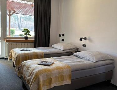 Standard Twin Room with Shared Bathroom