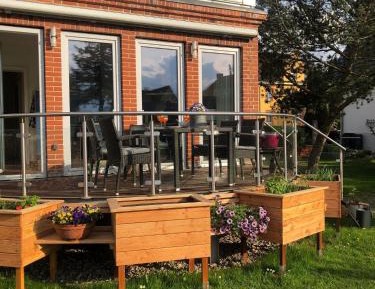 One-Bedroom Apartment with Terrace