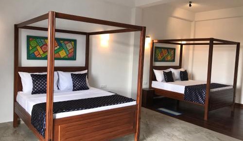 Deluxe Family Room