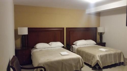 Standard Twin Room